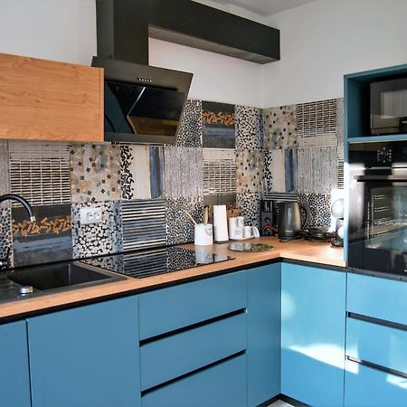 Stunning New Apartment In Centre Of Buzet Extérieur photo